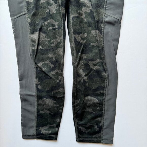 Fabletics Bundle of 2 Leggings Gaviotta  Navy & On The Go Powerhold Camo Sz S - Picture 5 of 16